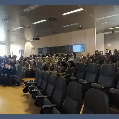 Predavanje v vojašnici